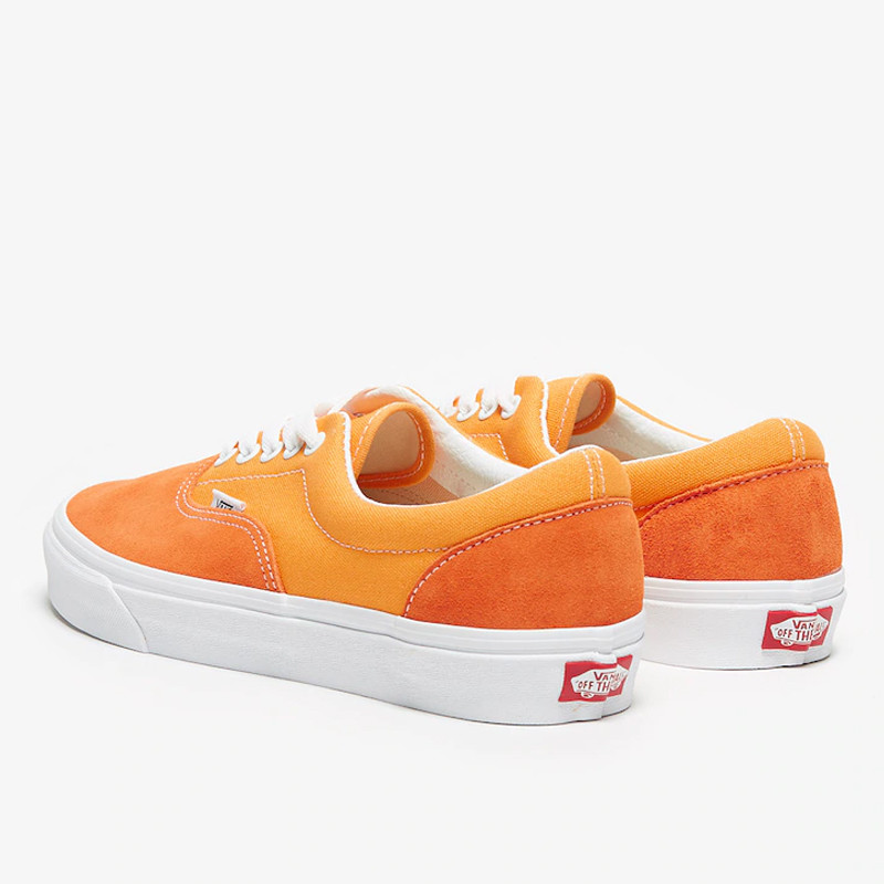SEPATU SNEAKERS VANS Ua Era