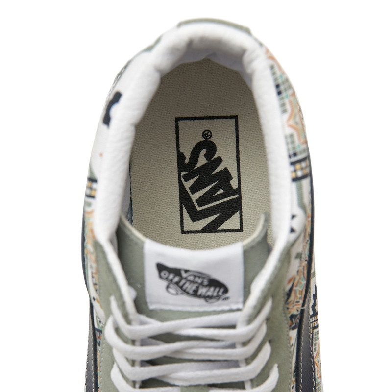 SEPATU SNEAKERS VANS Moroccan Tile Check SK8-Hi Reissue