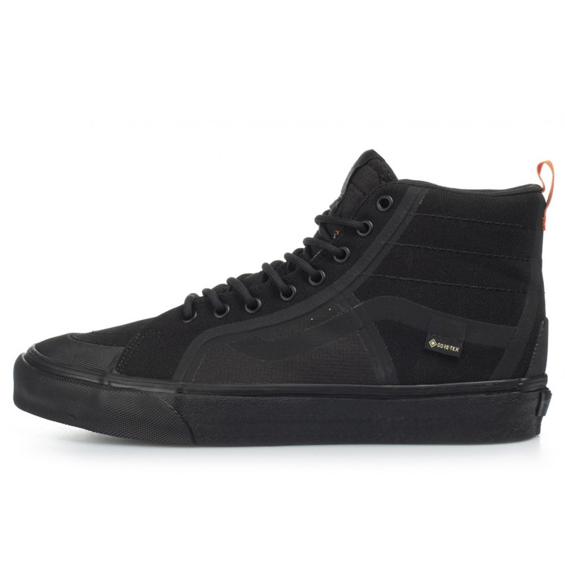 SEPATU SNEAKERS VANS X RÆBURN SK8-HI GORE-TEX VR3