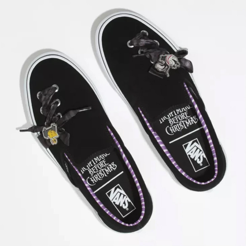 SEPATU SNEAKERS VANS UA X The Nightmare Before Christmas Classic Slip-on