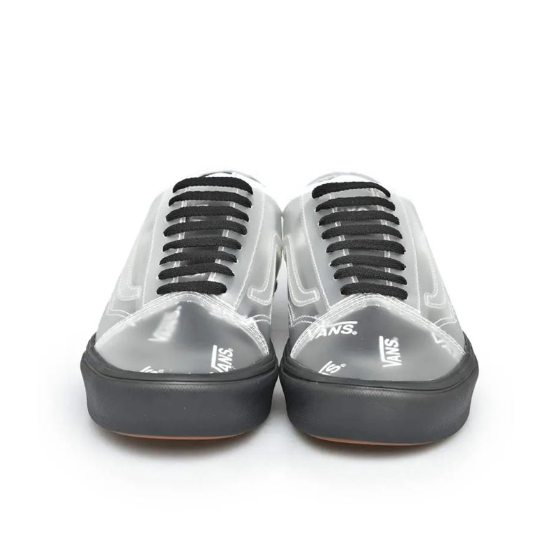 SEPATU SNEAKERS VANS ComfyCush Slip-Skool