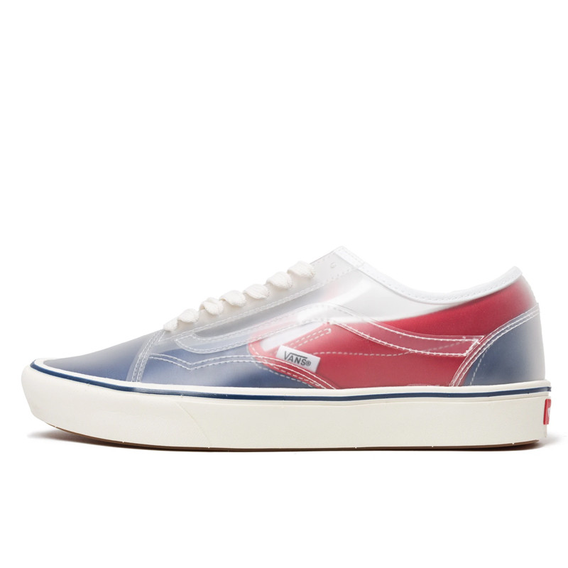 SEPATU SNEAKERS VANS Comfycush Slip-Skool