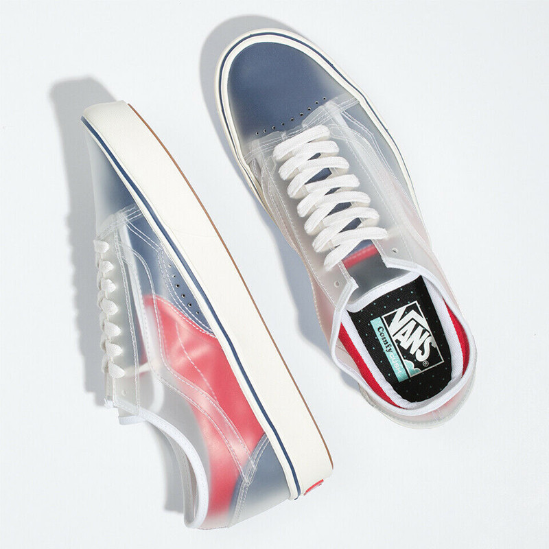SEPATU SNEAKERS VANS Comfycush Slip-Skool