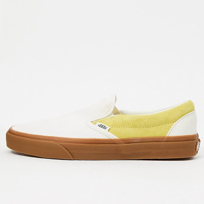 SEPATU SNEAKERS VANS UA Classic Slip On