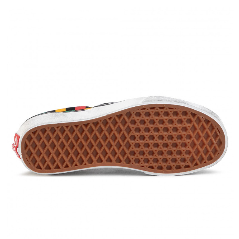 SEPATU SNEAKERS VANS Classic Slip-On