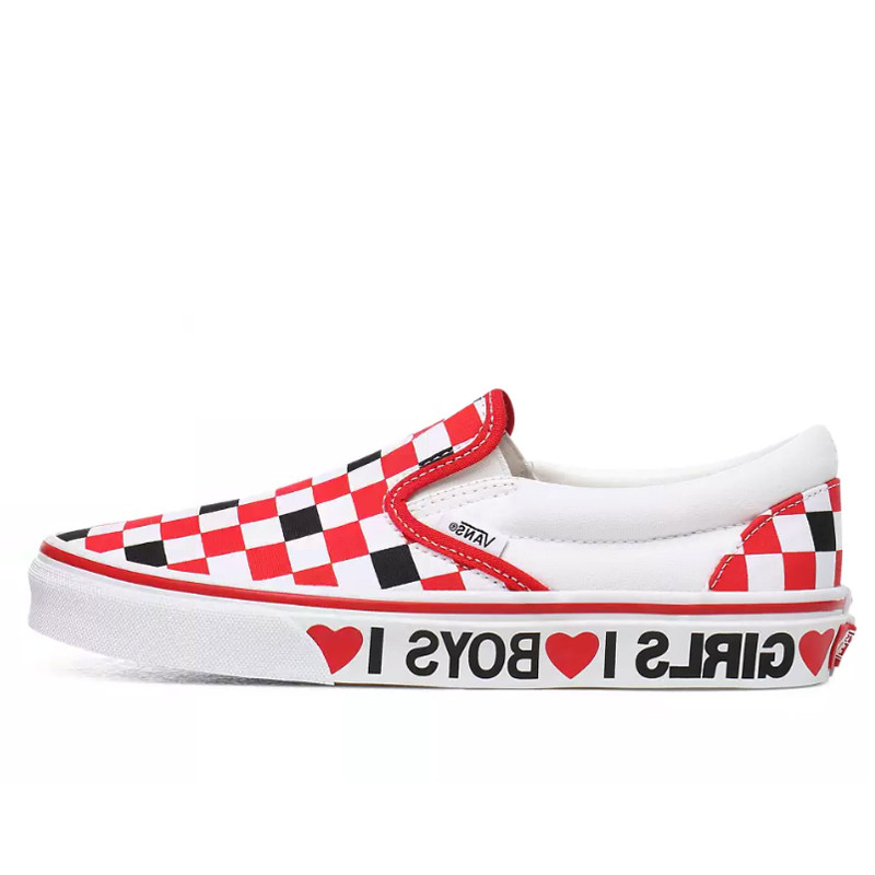 SEPATU SNEAKERS VANS UA Classic Slip-On I Heart