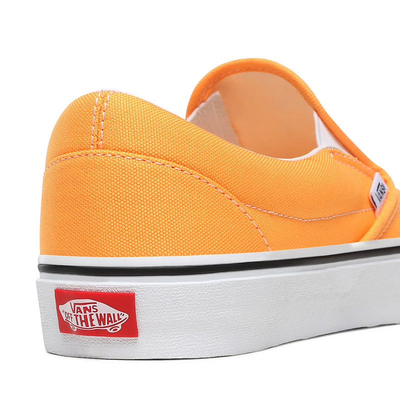SEPATU SNEAKERS VANS Classic Slip-On Neon
