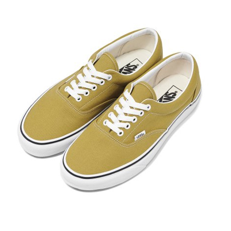 SEPATU SNEAKERS VANS Era