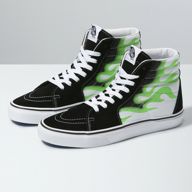 SEPATU SNEAKERS VANS Sk8-Hi Flame