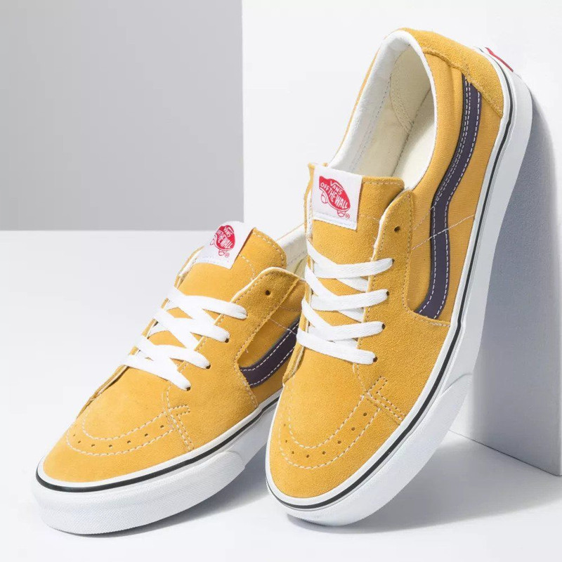 SEPATU SNEAKERS VANS SK8-Low
