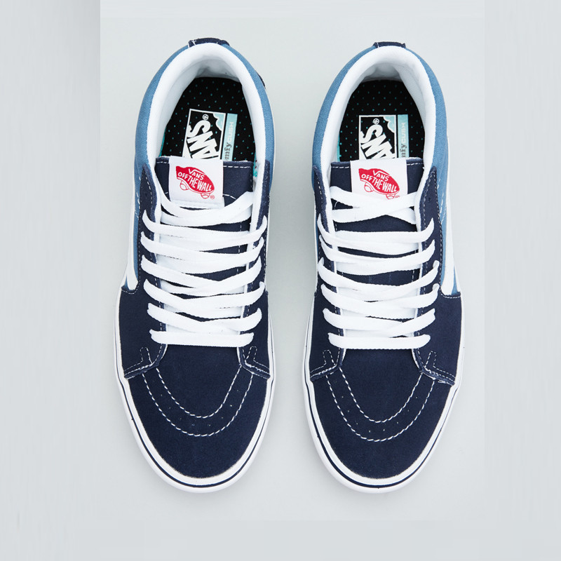 SEPATU SNEAKERS VANS ComfyCush SK8-Mid