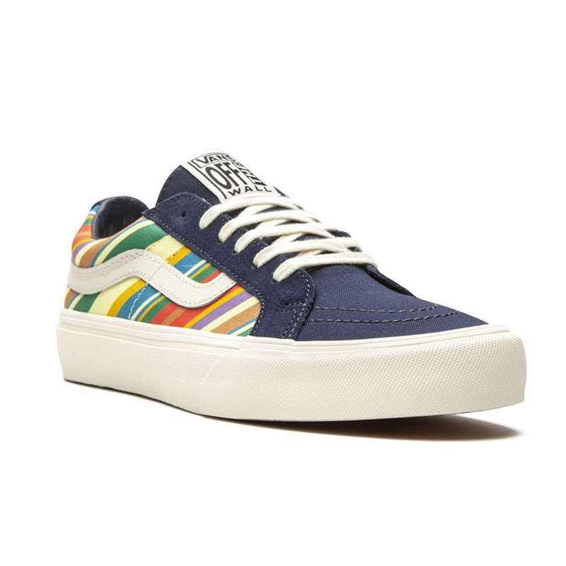 SEPATU SNEAKERS VANS Sk8 Low