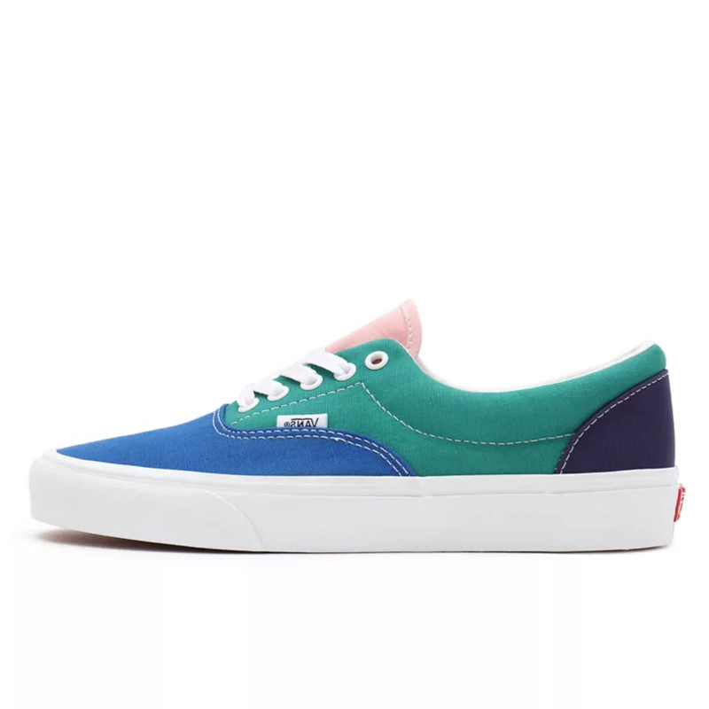 SEPATU SNEAKERS VANS RETRO COURT ERA