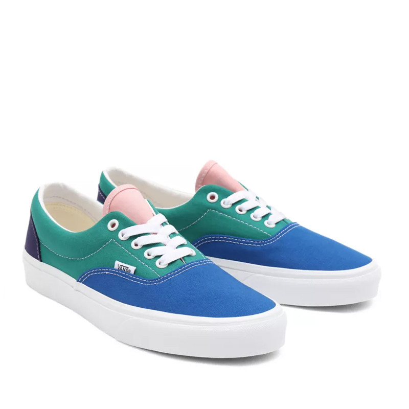 SEPATU SNEAKERS VANS RETRO COURT ERA