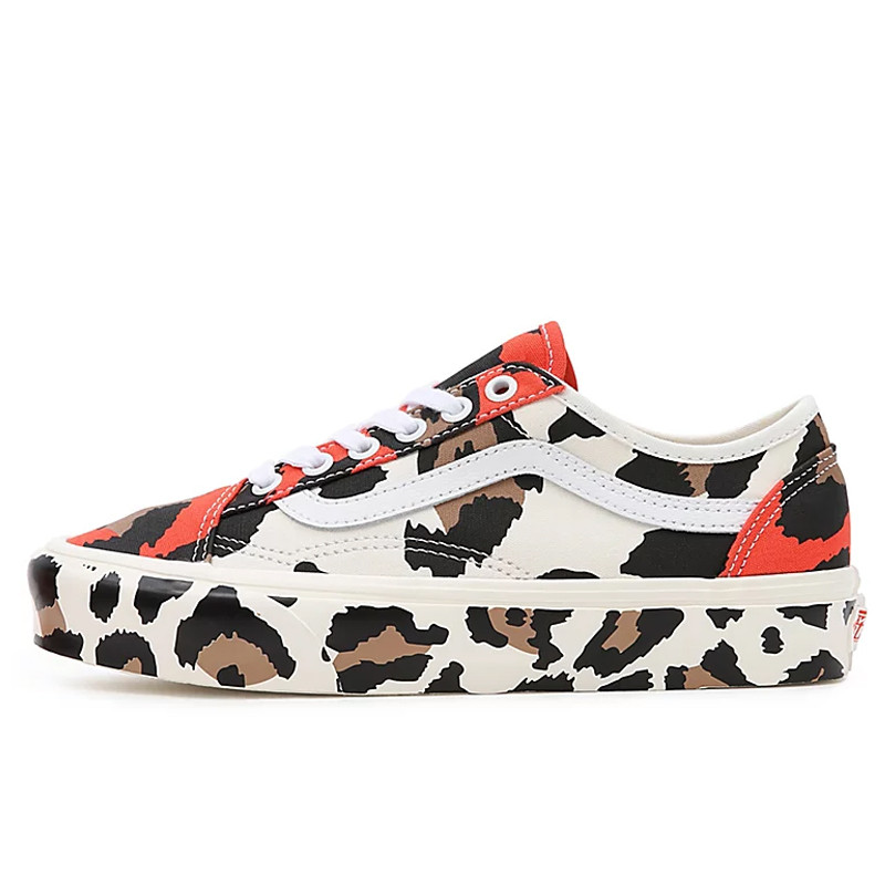 SEPATU SNEAKERS VANS ANIMAL OLD SKOOL TAPERED