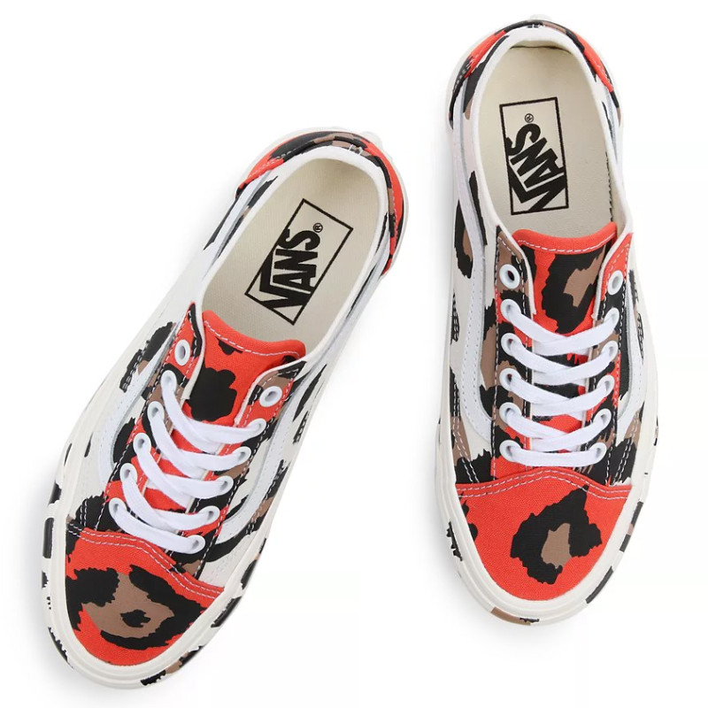 SEPATU SNEAKERS VANS ANIMAL OLD SKOOL TAPERED