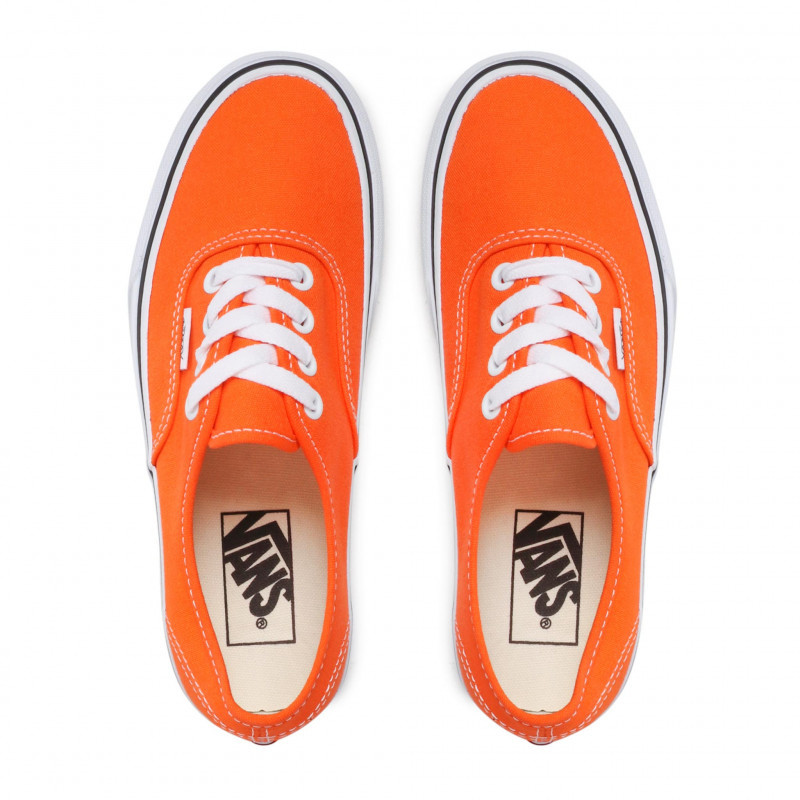 SEPATU SNEAKERS VANS Authentic