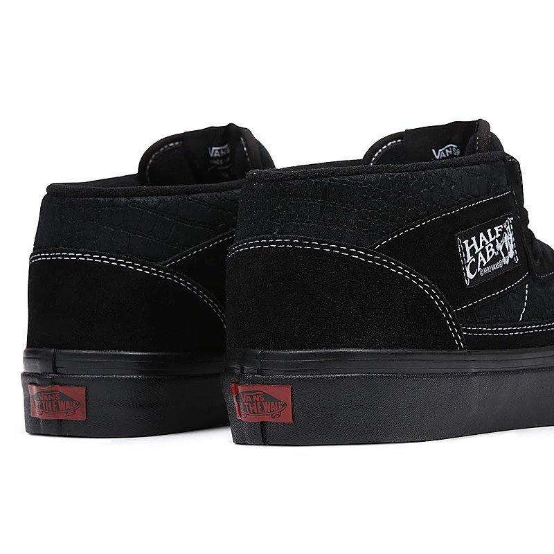 SEPATU SNEAKERS VANS ANAHEIM FACTORY HALF CAB 33 DX
