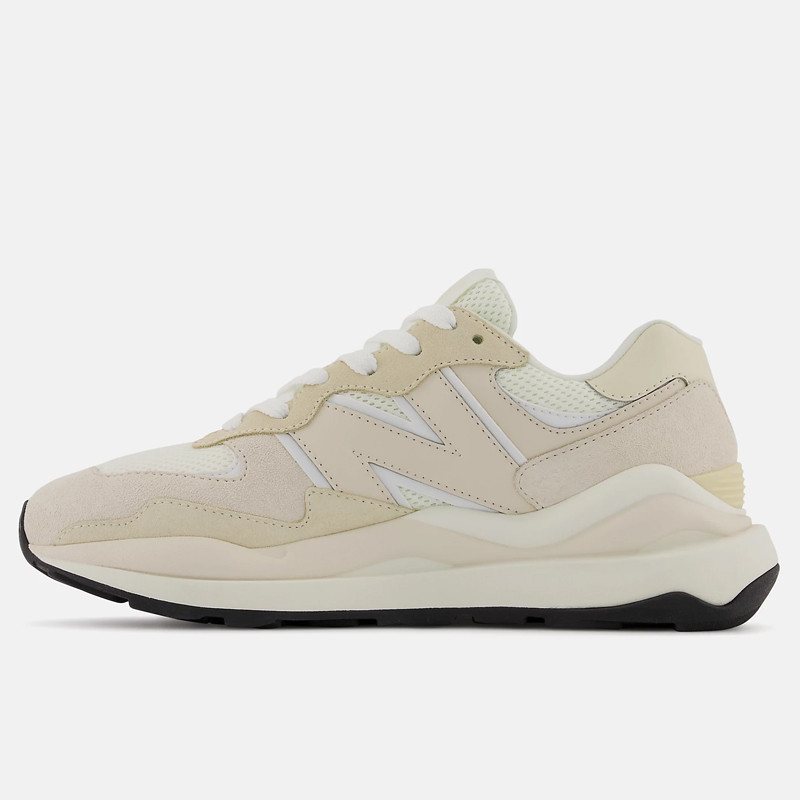 SEPATU SNEAKERS NEW BALANCE Wmns 5740