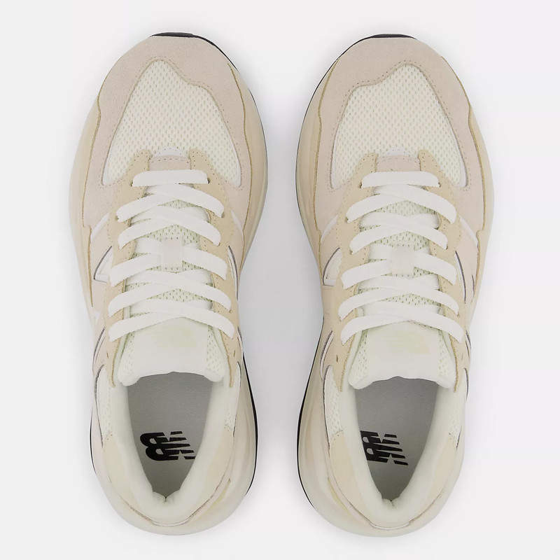 SEPATU SNEAKERS NEW BALANCE Wmns 5740