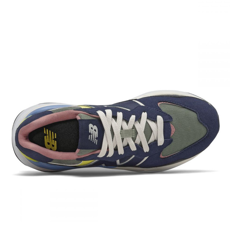SEPATU SNEAKERS NEW BALANCE Wmns 5740