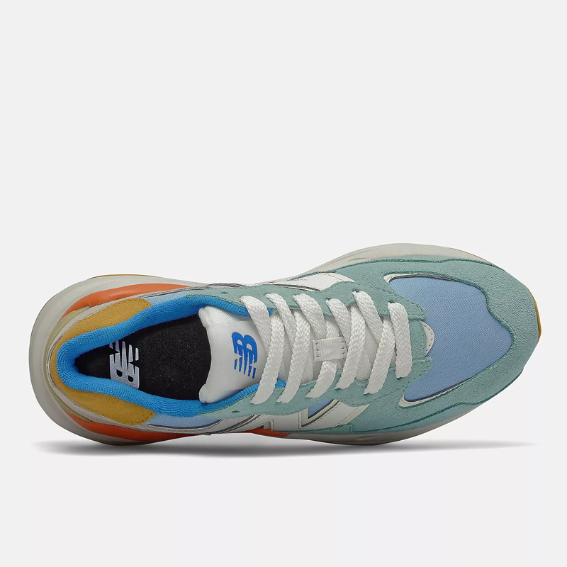 SEPATU SNEAKERS NEW BALANCE Wmns 5740