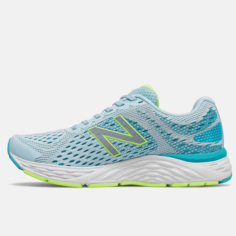 SEPATU LARI NEW BALANCE wmns 680 v6
