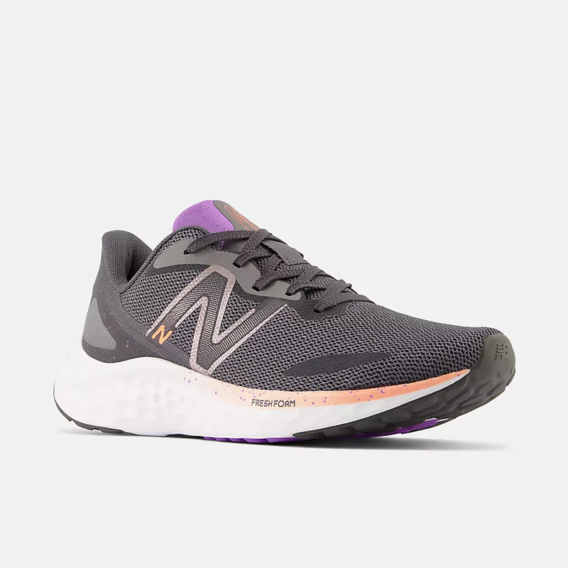 SEPATU LARI NEW BALANCE Wmns Fresh Foam Arishi v4