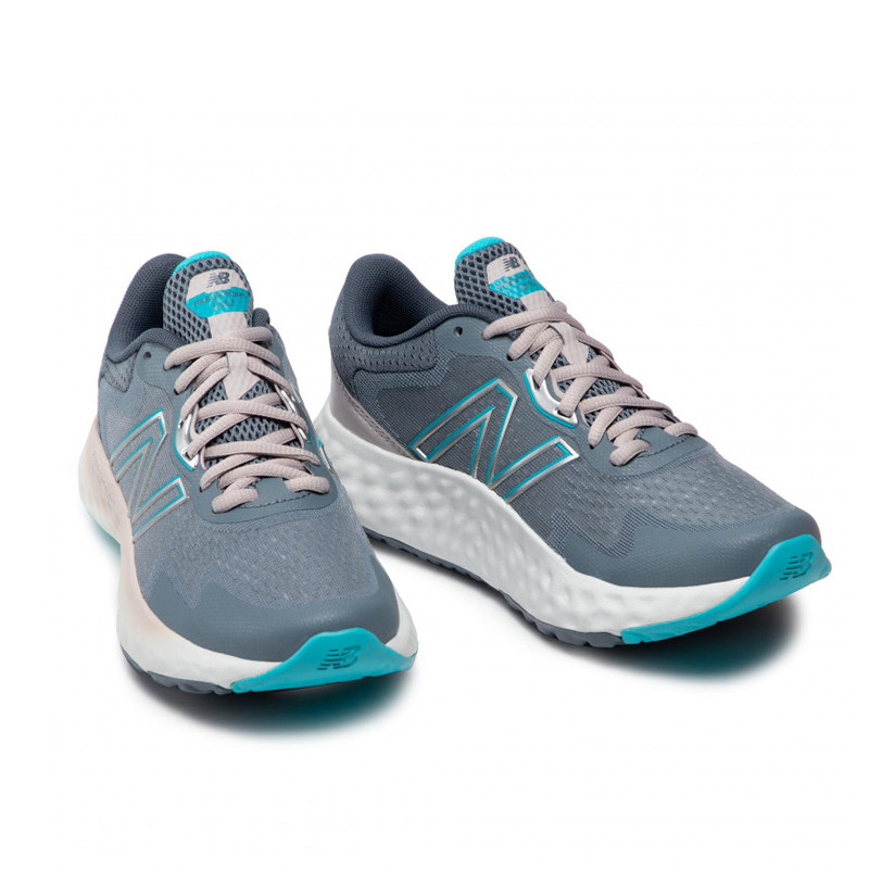 SEPATU LARI NEW BALANCE Wmns Fresh Foam Evoz