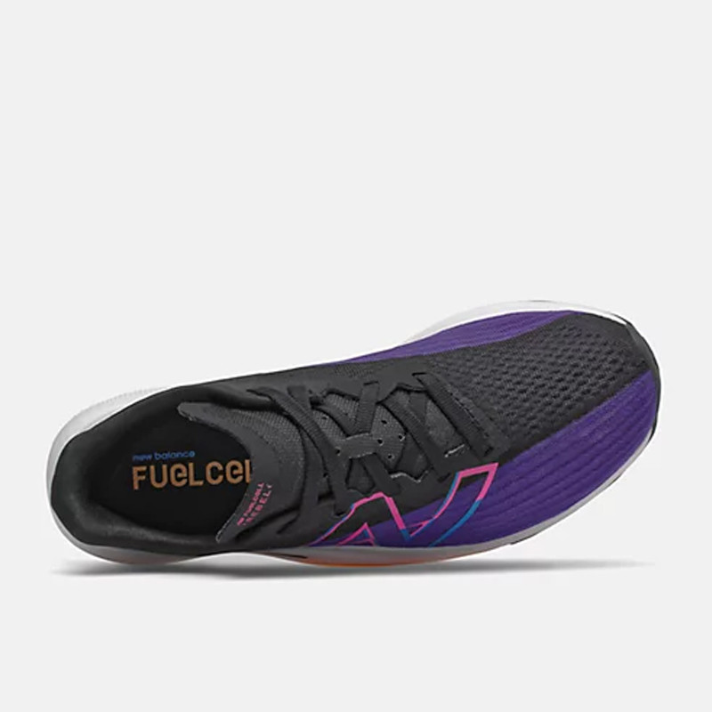 SEPATU LARI NEW BALANCE Wmns FuelCell Rebel v2