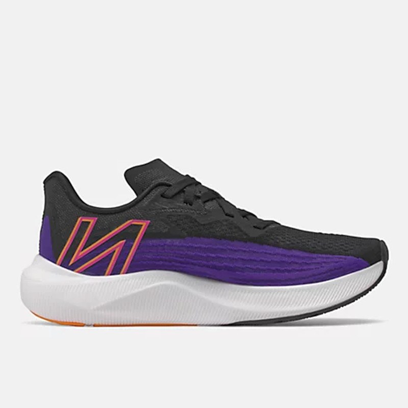 SEPATU LARI NEW BALANCE Wmns FuelCell Rebel v2