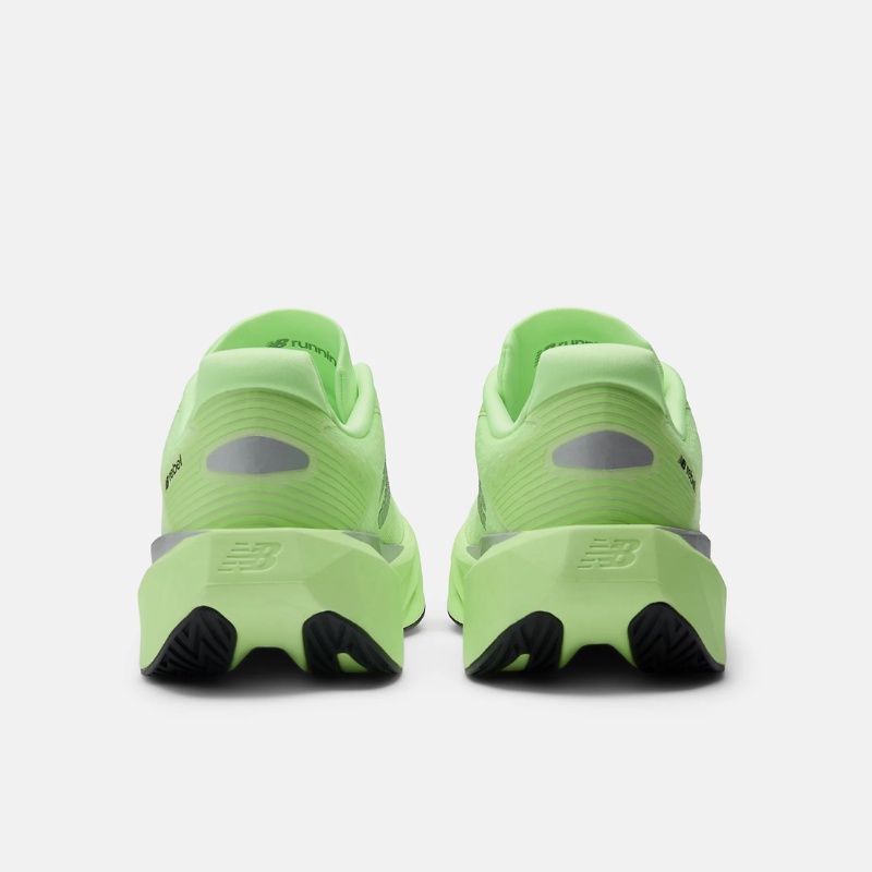 SEPATU LARI NEW BALANCE  Wmns REBEL V5
