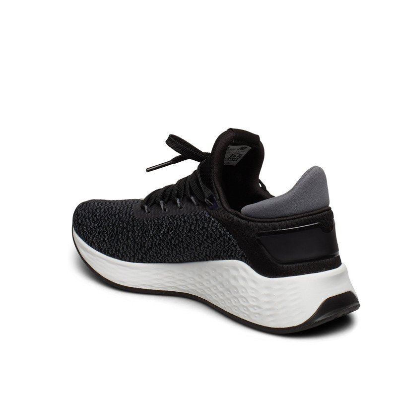 Wmns Fresh Foam Lazr V2 foto 3