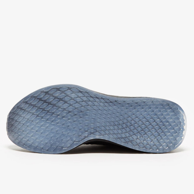 SEPATU LARI NEW BALANCE Fresh Foam Lazr v2 HypoKnit