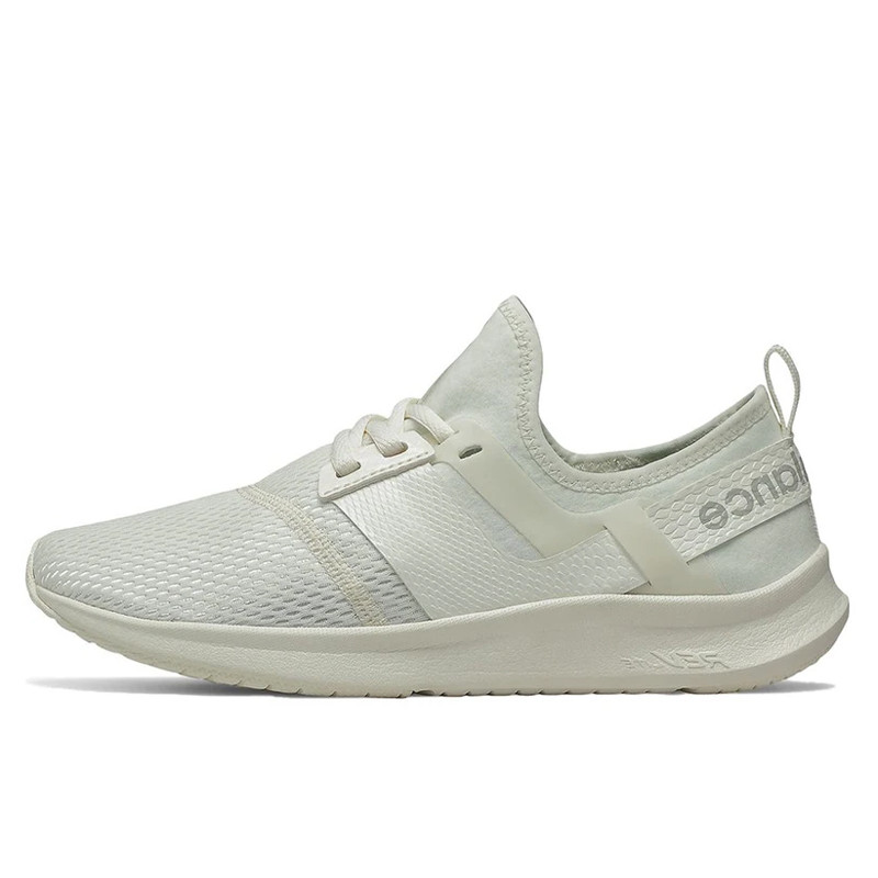 SEPATU TRAINING NEW BALANCE Wmns Nergize Sport