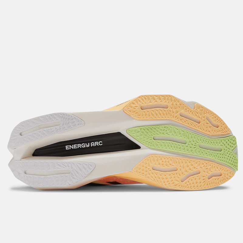 SEPATU LARI NEW BALANCE Wmns FuelCell SuperComp Elite v4