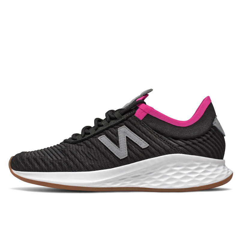 SEPATU LARI NEW BALANCE Wmns Fresh Foam Roav Fusion