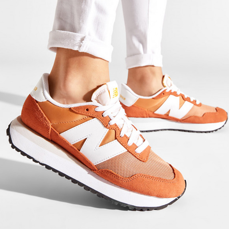 Wmns 237 foto 4