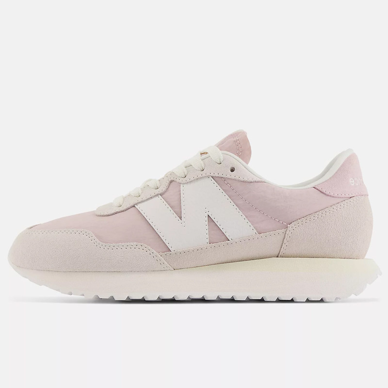 SEPATU SNEAKERS NEW BALANCE Wmns 237