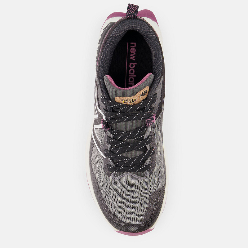 SEPATU TRAIL NEW BALANCE Wmns Fresh Foam X Hierro v7