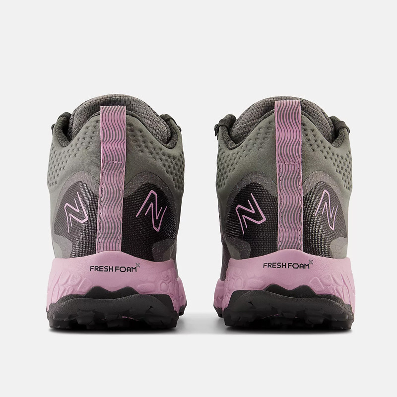 SEPATU TRAIL NEW BALANCE Wmns Fresh Foam X Hierro Mid