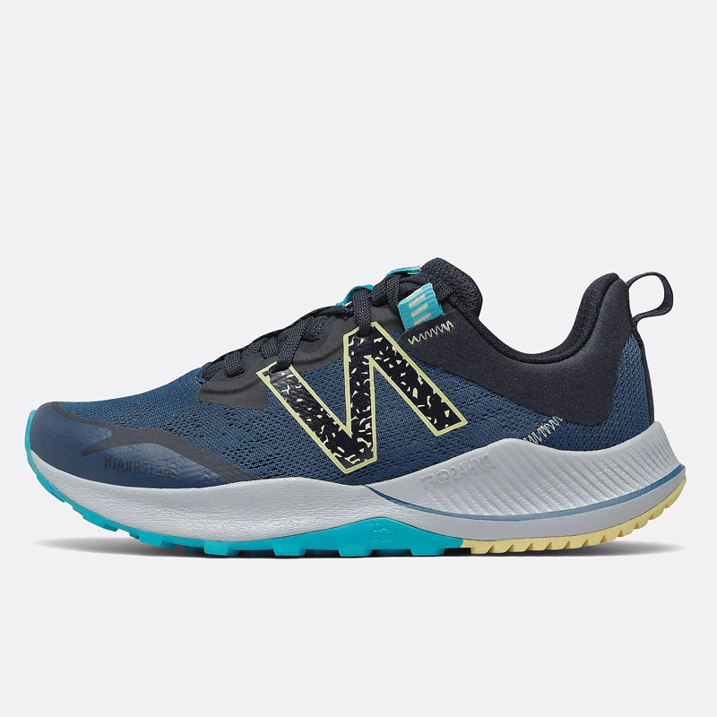 SEPATU TRAIL NEW BALANCE Wmns Nitrel V4