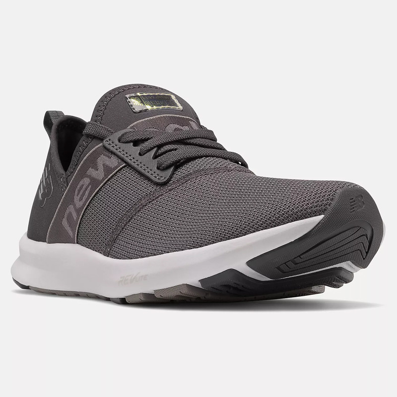 SEPATU TRAINING NEW BALANCE Wmns Fuelcore Nergize