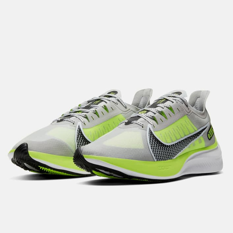 SEPATU LARI NIKE Zoom Gravity