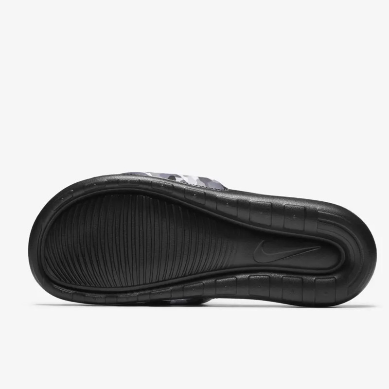 SANDAL SNEAKERS NIKE Victori One Slides
