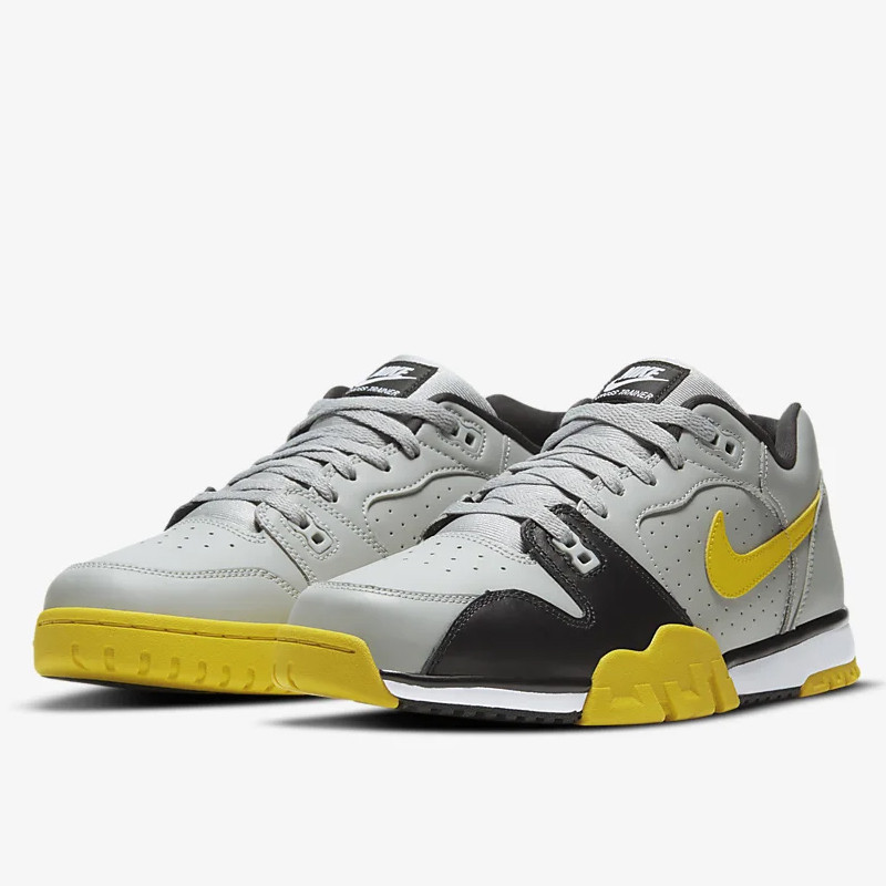 SEPATU SNEAKERS NIKE Air Cross Trainer Low