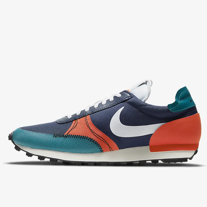 SEPATU SNEAKERS NIKE Daybreak Type SE