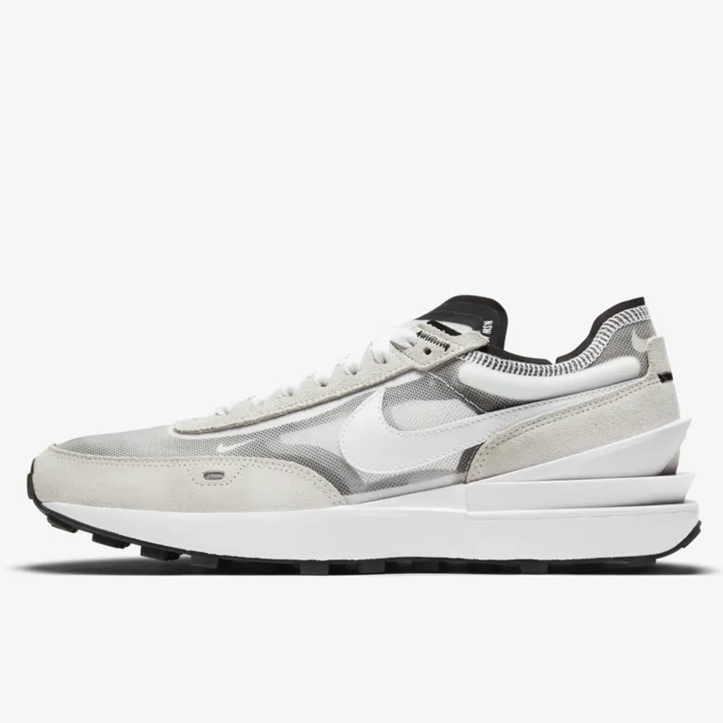 SEPATU SNEAKERS NIKE Waffle One