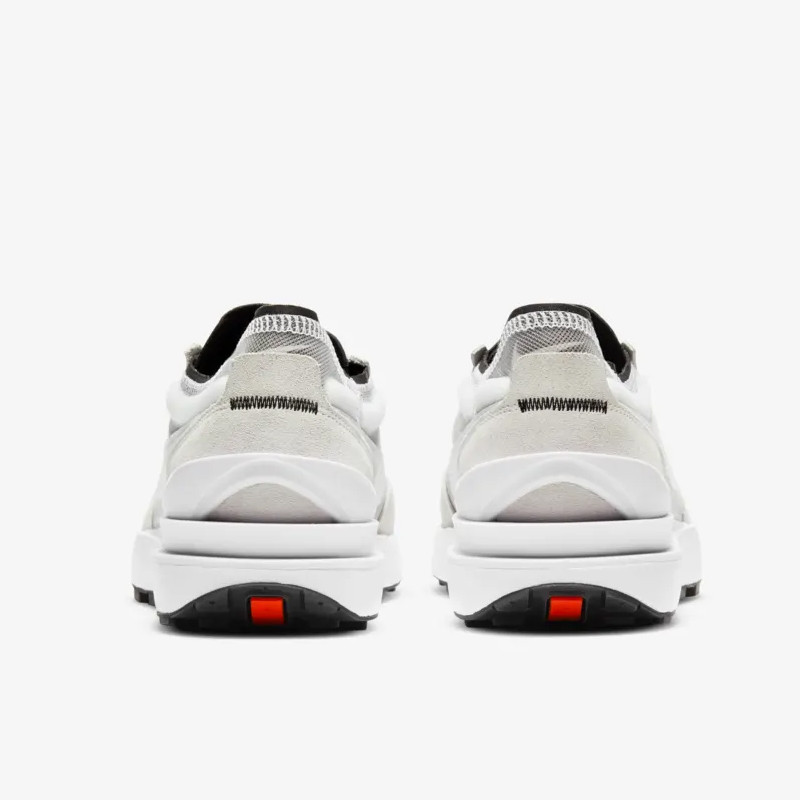 SEPATU SNEAKERS NIKE Waffle One