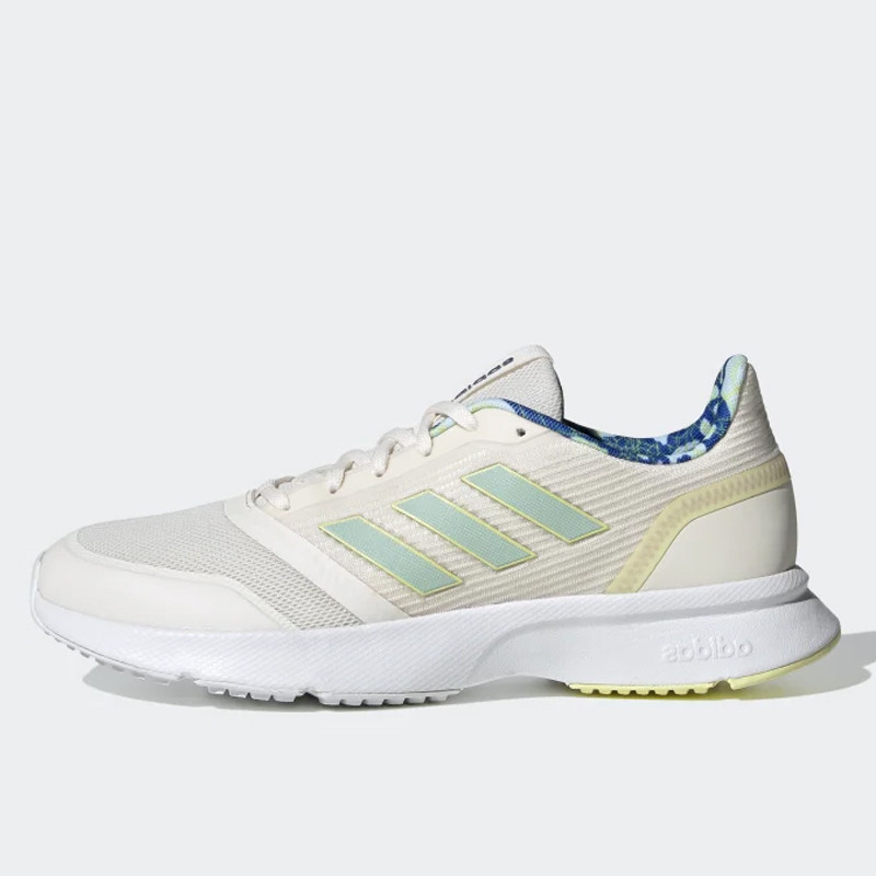 SEPATU LARI ADIDAS Nova Flow